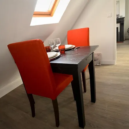 Elysee Charming Flat * Paris