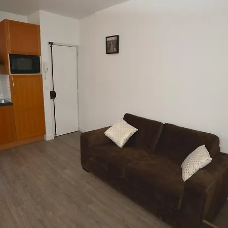 Elysee Charming Flat Parijs